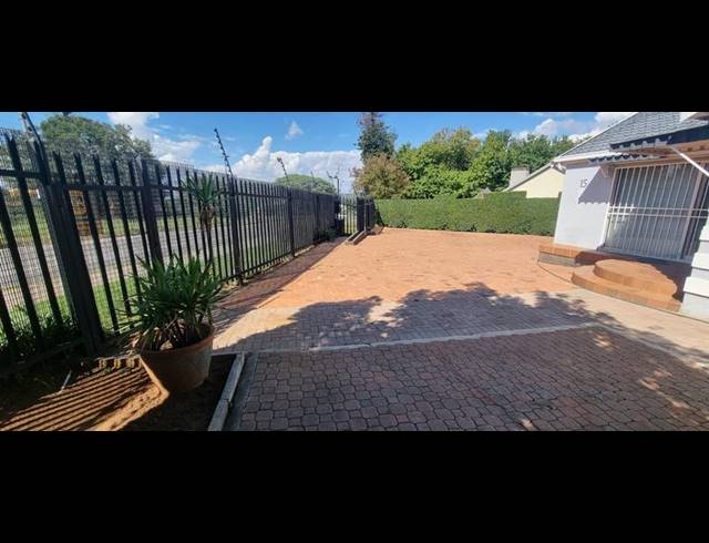 4 BEDROOM HOUSE FOR SALE IN BLAIRGOWRIE